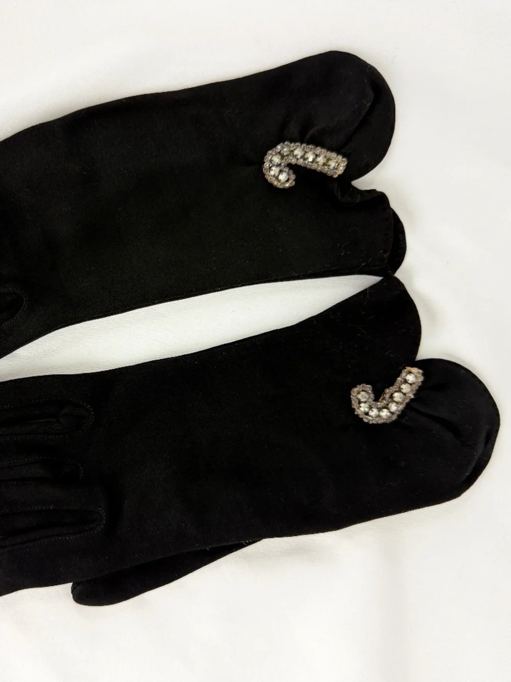 Vintage Dawnelle Black Gloves 6 Rhinestone Beaded J or Cane Cotton Double Weave